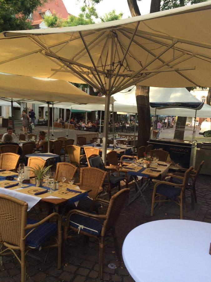 Marktplatzhotel - Restaurant Tafelspitz 魏因海姆 外观 照片